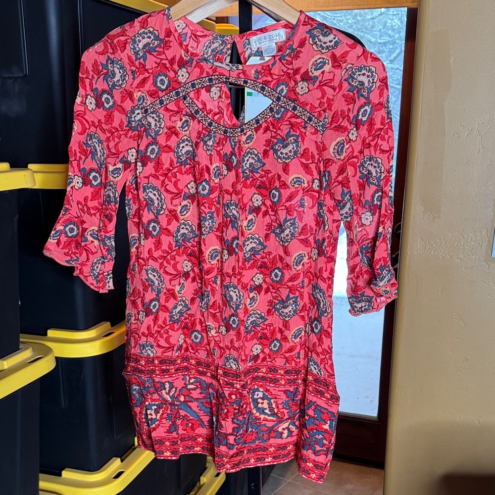 Band of Gypsies Zoe & Rose Girls Red and Black Floral Dress Size Large